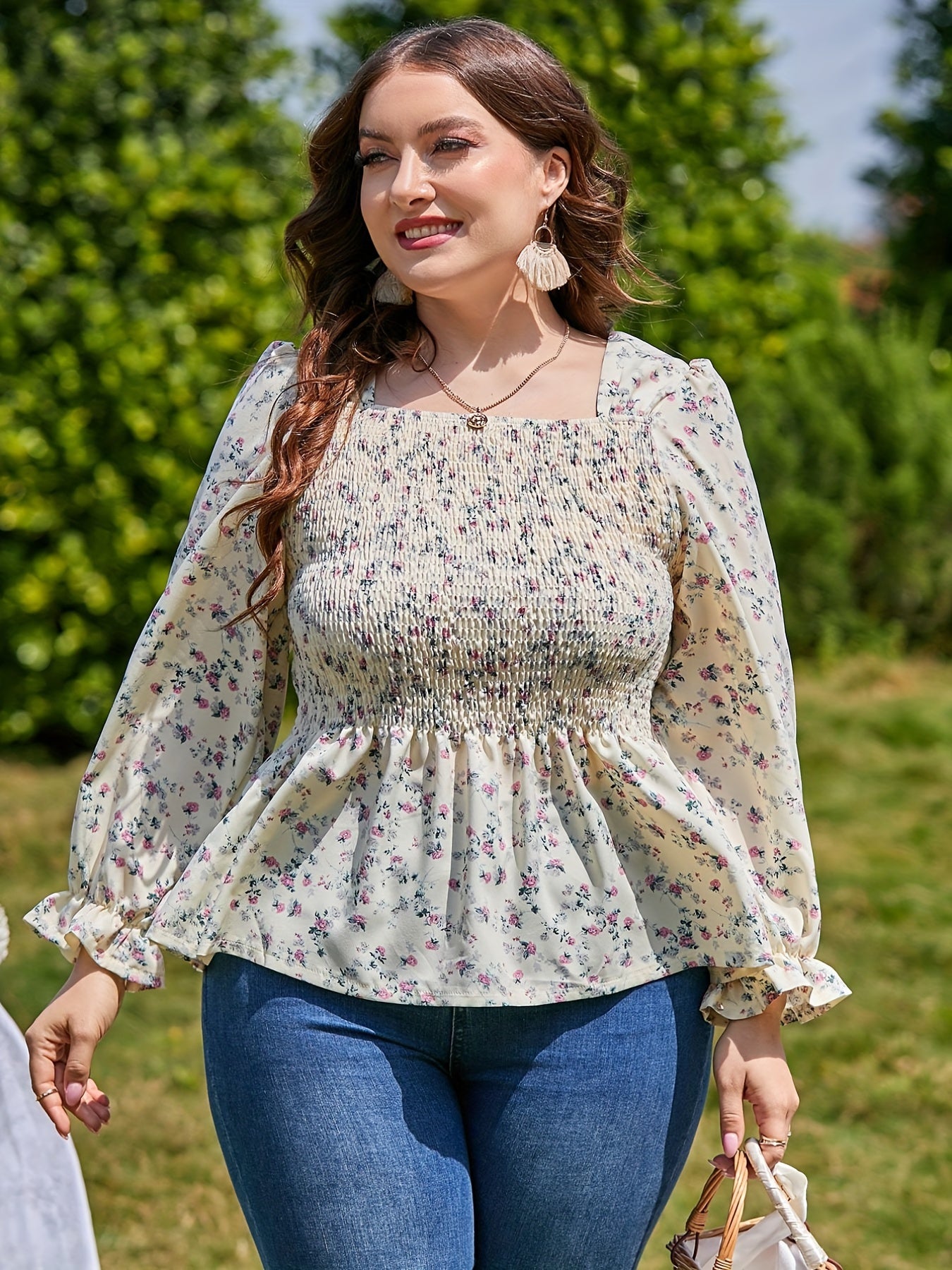 Plus Size Print Lantern Sleeve Square Neck Shirred Top