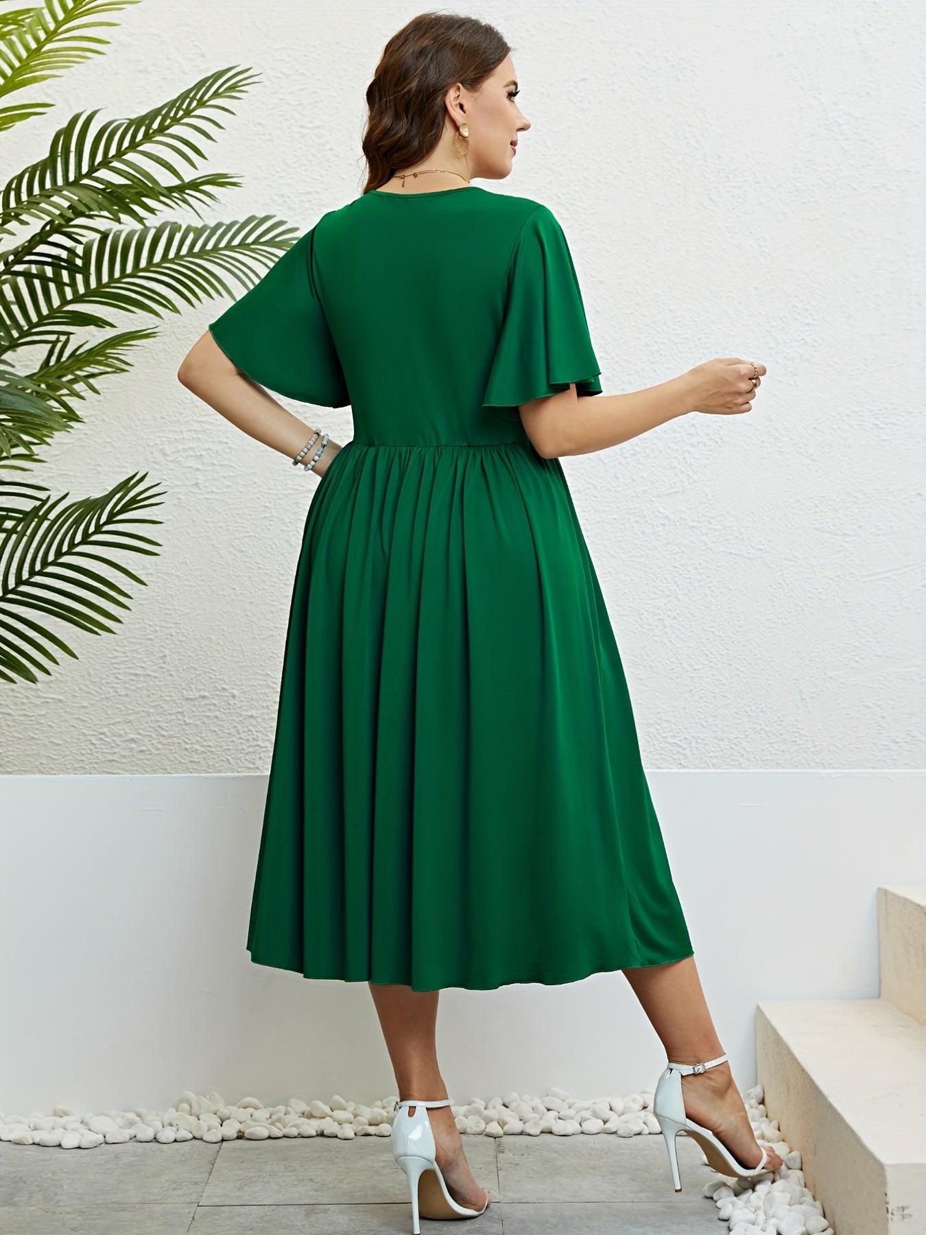Plus Size Solid Flutter Sleeve Round Neck Maxi Dress